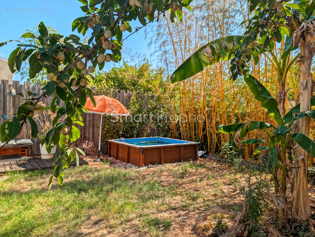 33320 eysines centre   maison familiale 134 m2   5 chambres   jardin - garage - photo 7