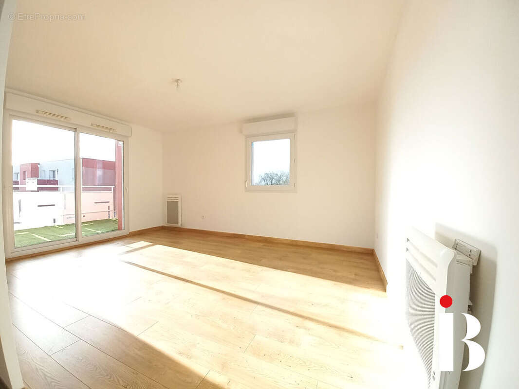 Appartement à COUERON