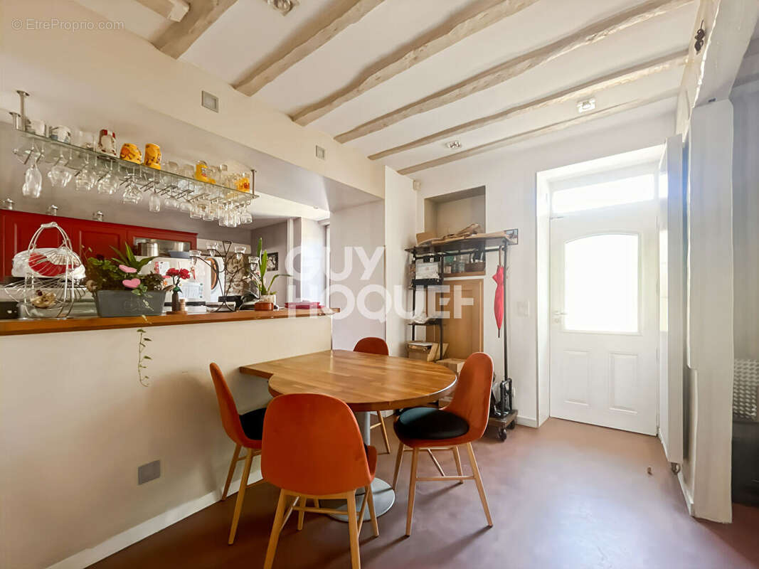 Maison à FONTENAY-TRESIGNY