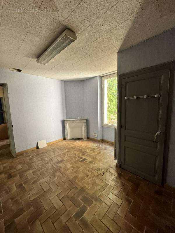 Maison à PUGET-SUR-ARGENS