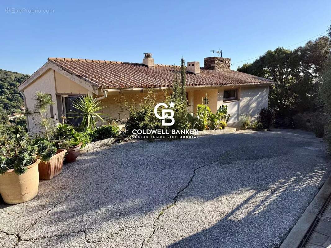 Maison à CAVALAIRE-SUR-MER