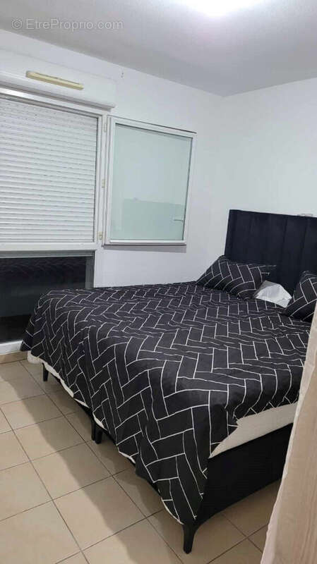 Appartement à MARSEILLE-3E