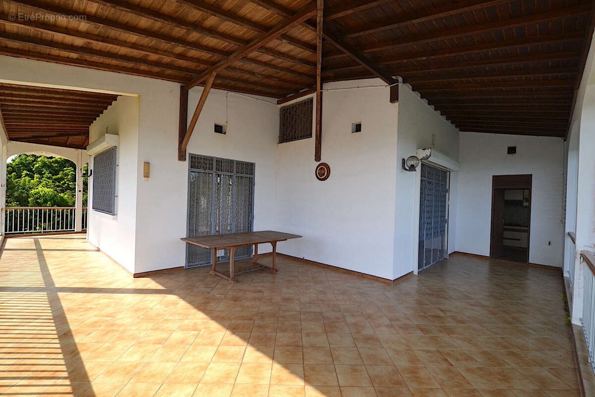 Maison à LE GOSIER