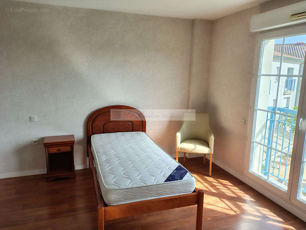 Appartement à SAINT-JEAN-D'ANGELY