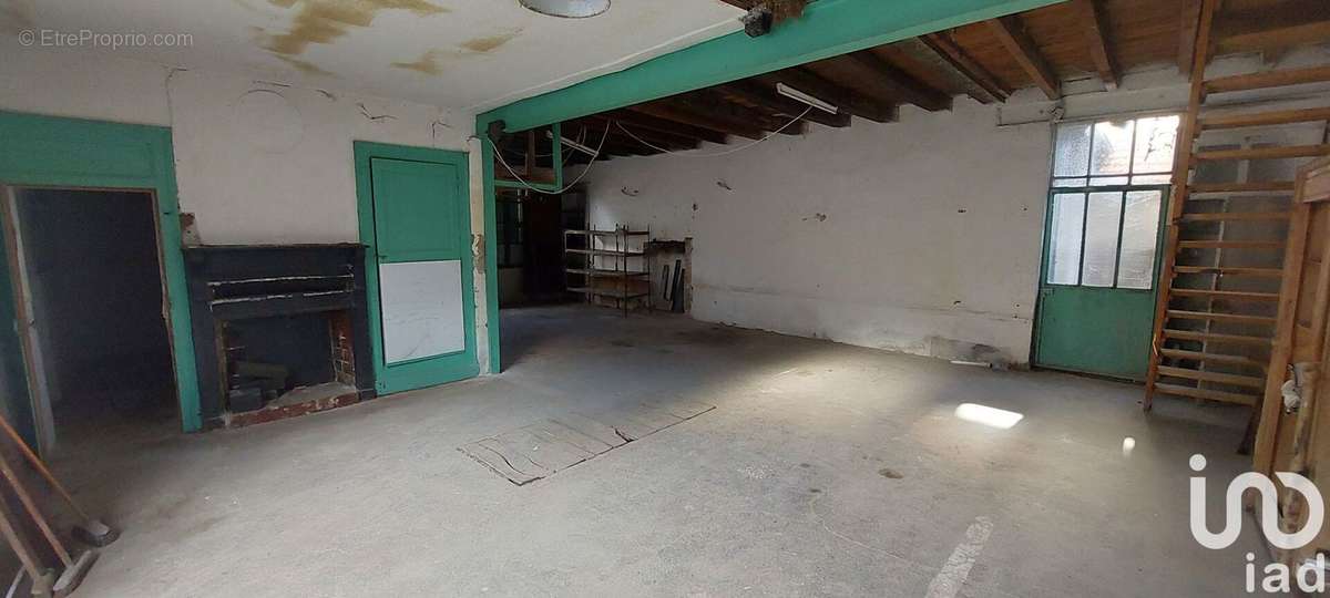 Photo 4 - Parking à EVAUX-LES-BAINS