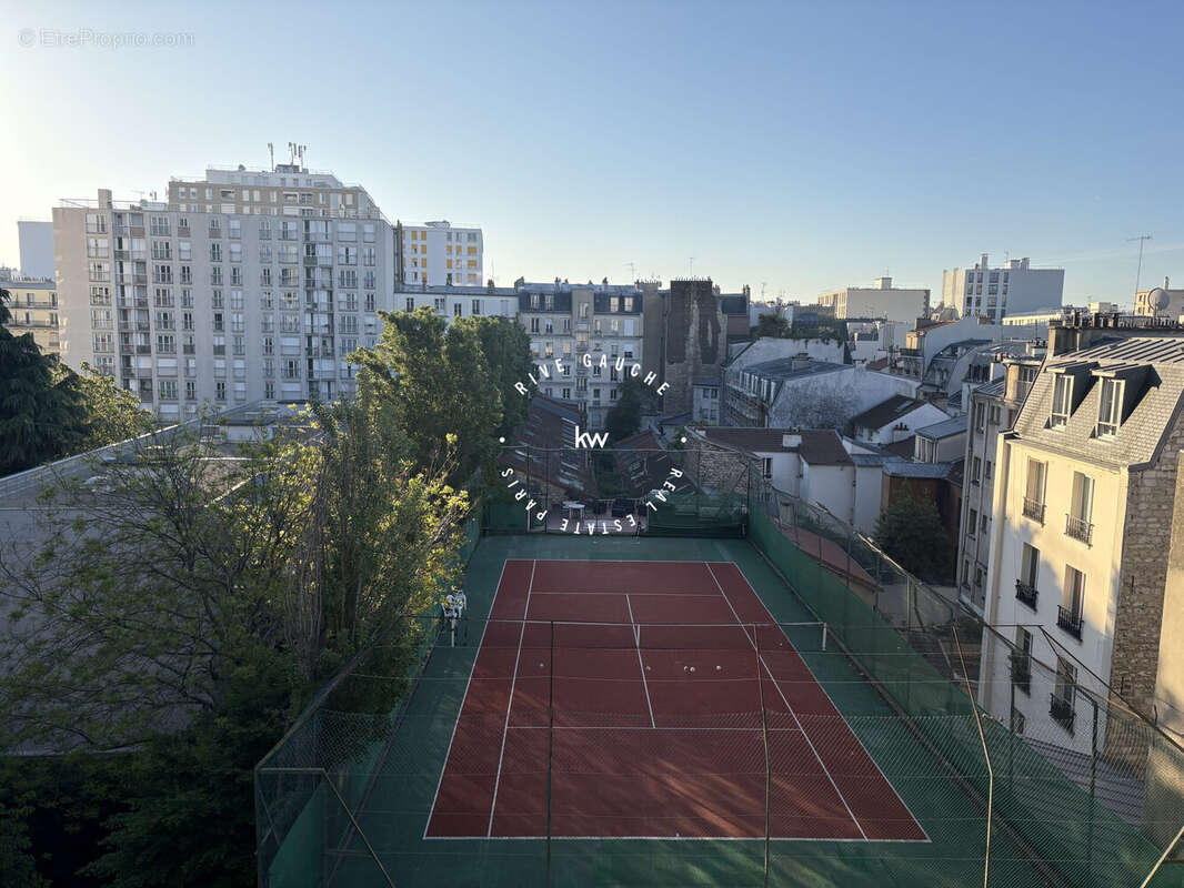 Appartement à PARIS-14E