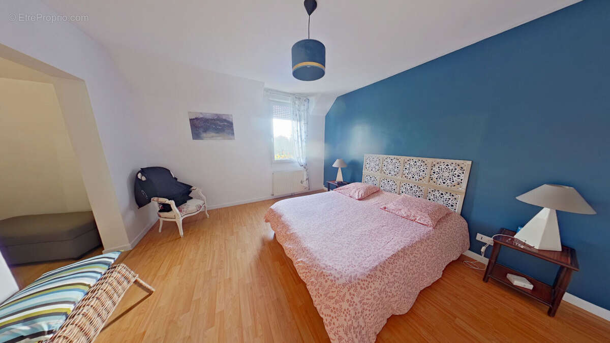 Maison à SAINT-EPAIN