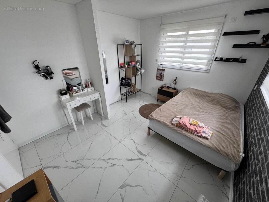 Photo 7 - Maison à MONTREUIL-JUIGNE