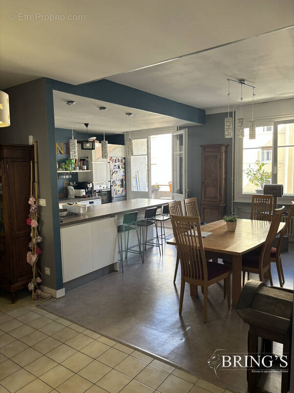 Appartement à SAINT-ETIENNE