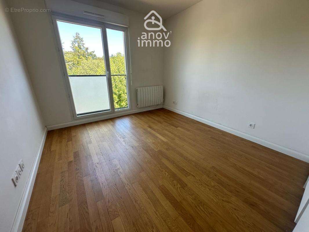 Appartement à NEUVILLE-SUR-SAONE