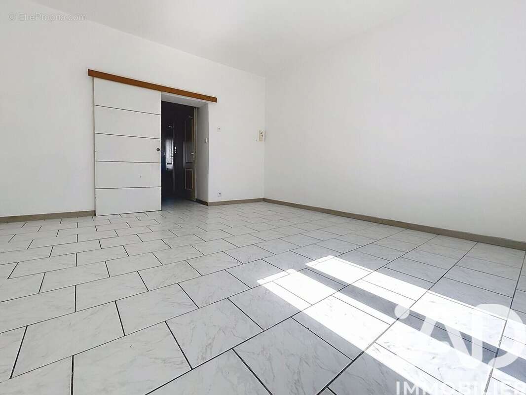 Photo 4 - Appartement à SEREMANGE-ERZANGE