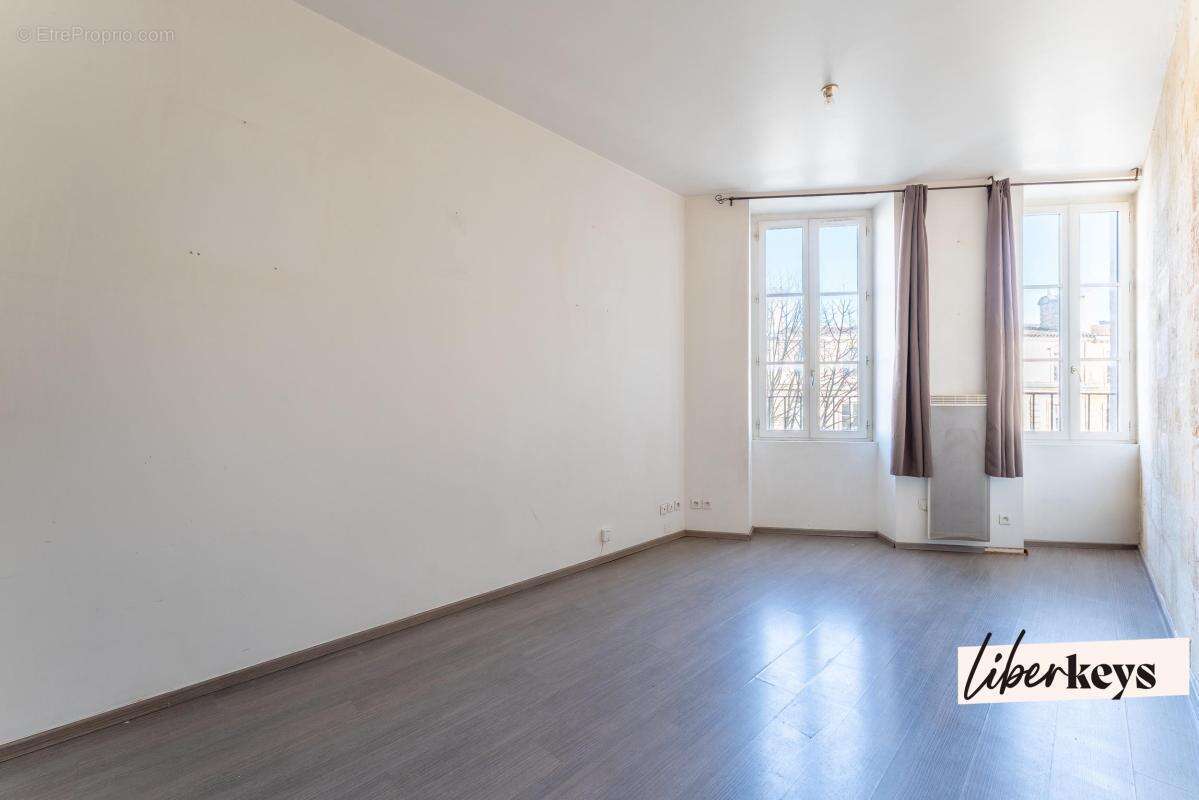 Appartement à BORDEAUX