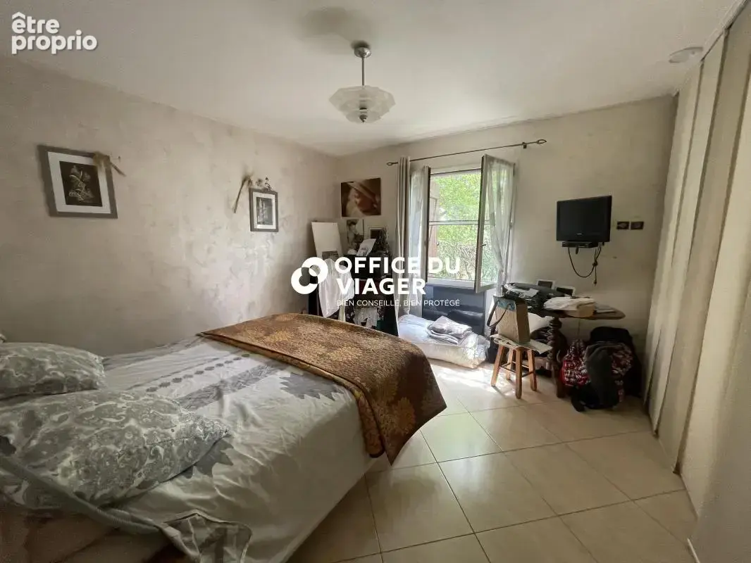 Maison - 184,37 m² - 5 pièces - photo 9