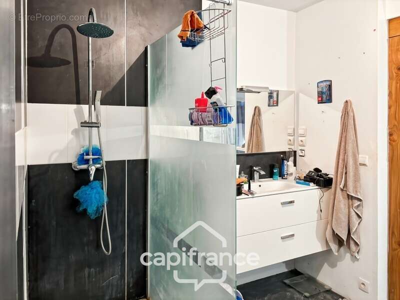 Maison à FONTCOUVERTE