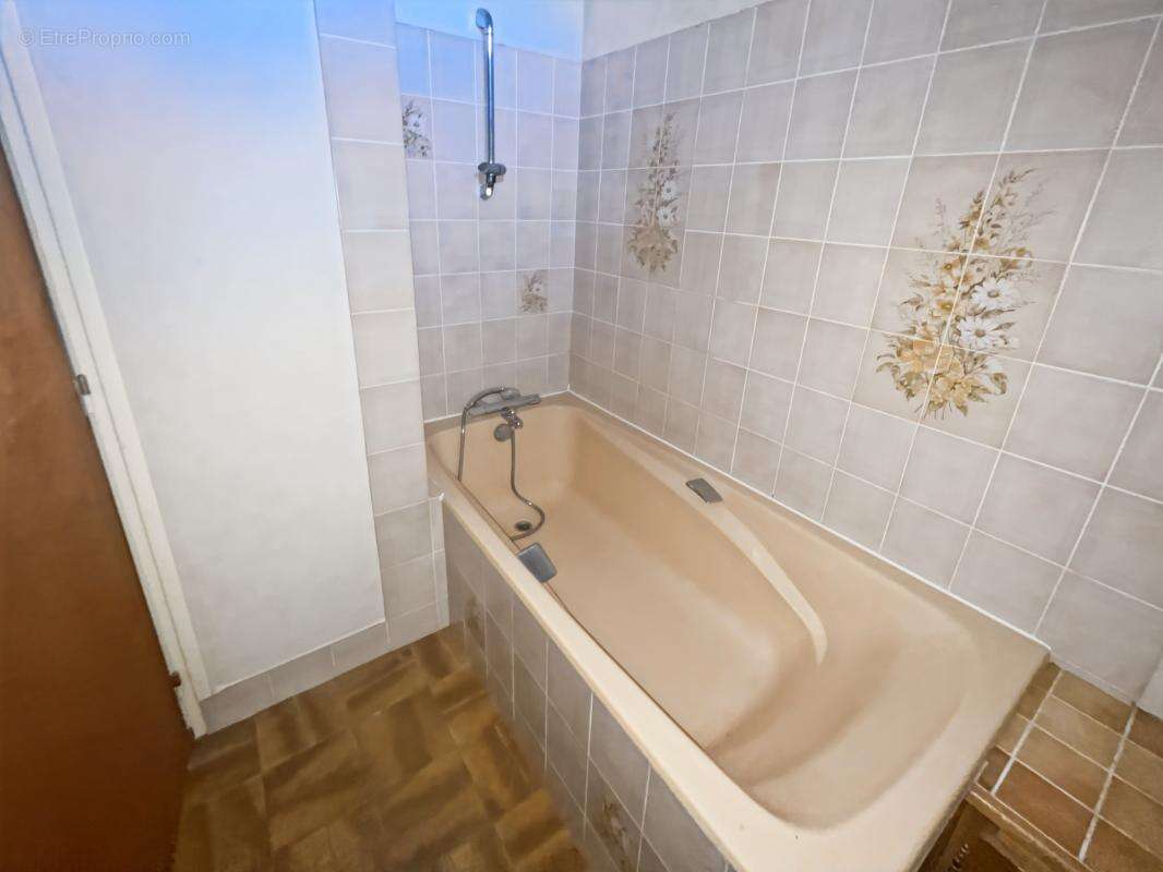 Maison à MENESTREAU-EN-VILLETTE