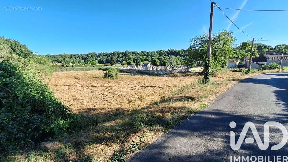 Photo 7 - Terrain à VOULEME