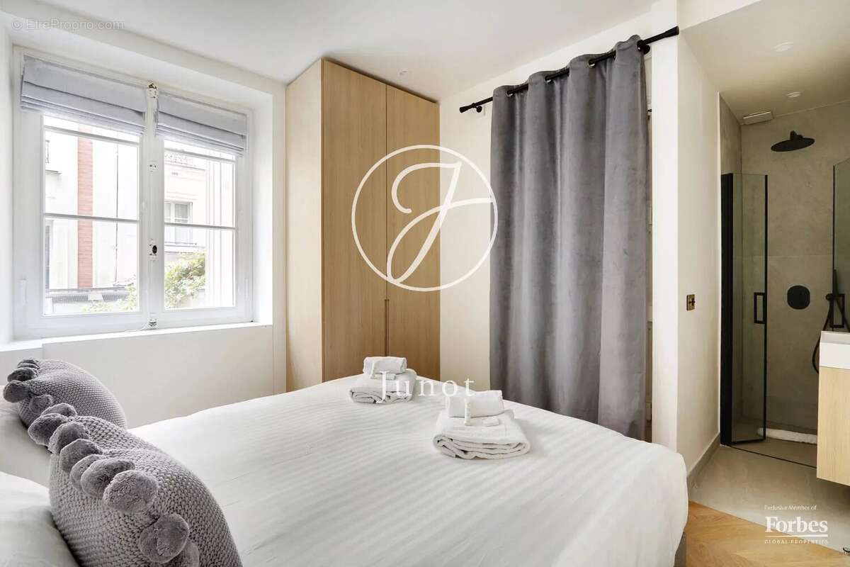 Appartement à PARIS-5E