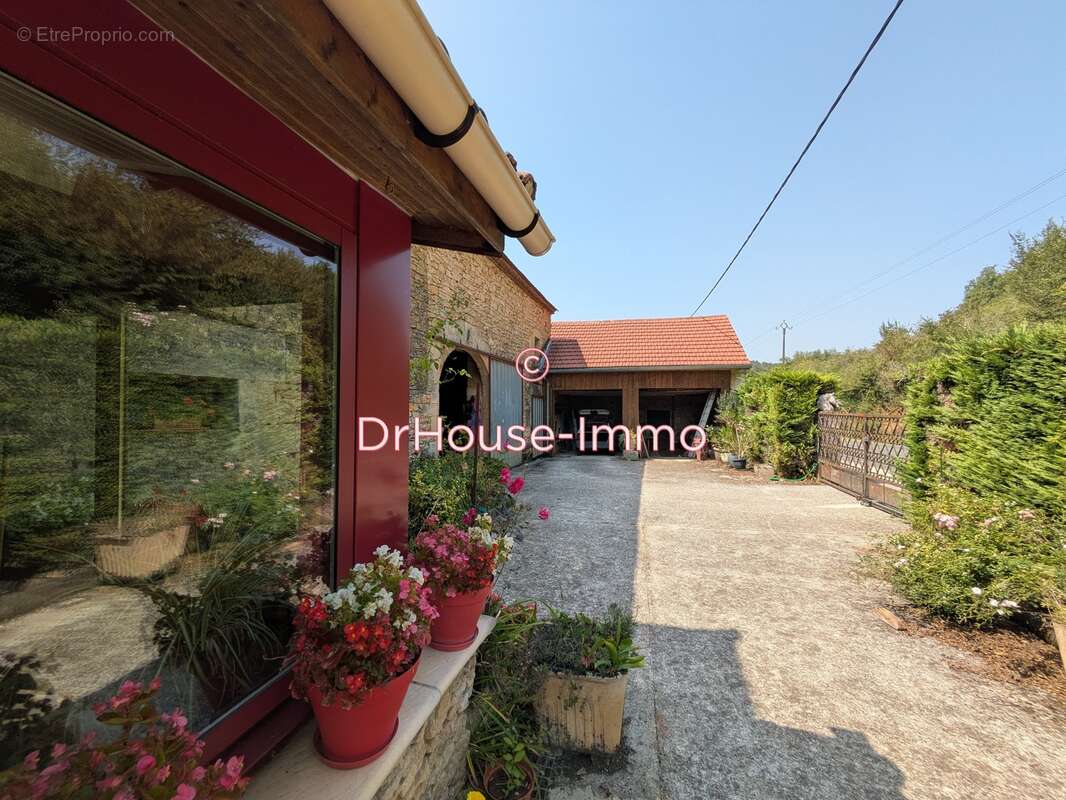 Maison à VILLEFRANCHE-DU-PERIGORD