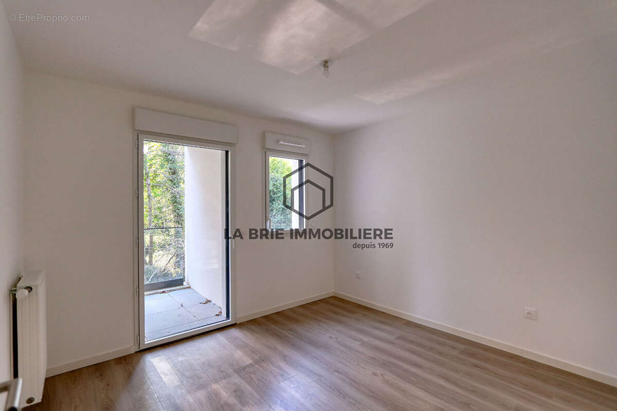 Appartement à RUBELLES