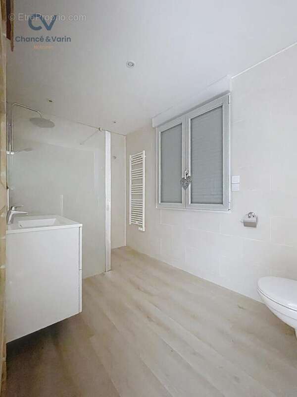 Maison 149 m² à Tordouet  - photo 9