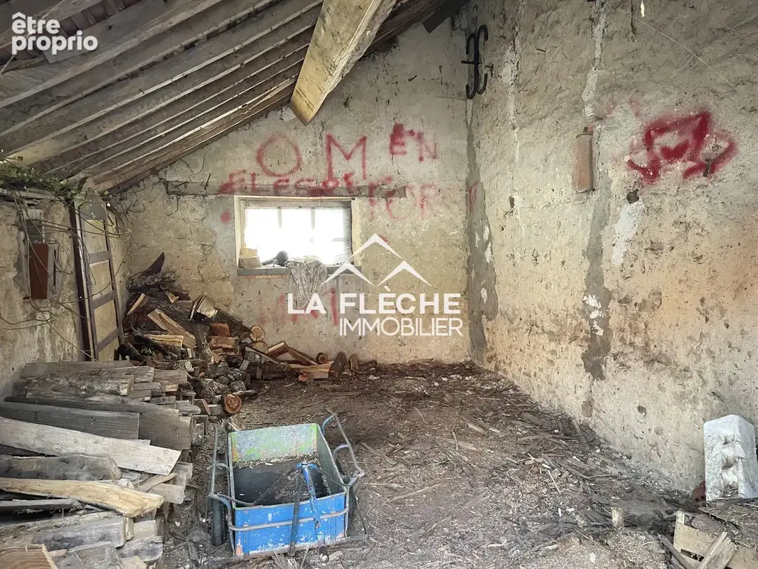 Fermette avec dépendances à Villaines sous Malicorne - photo 7