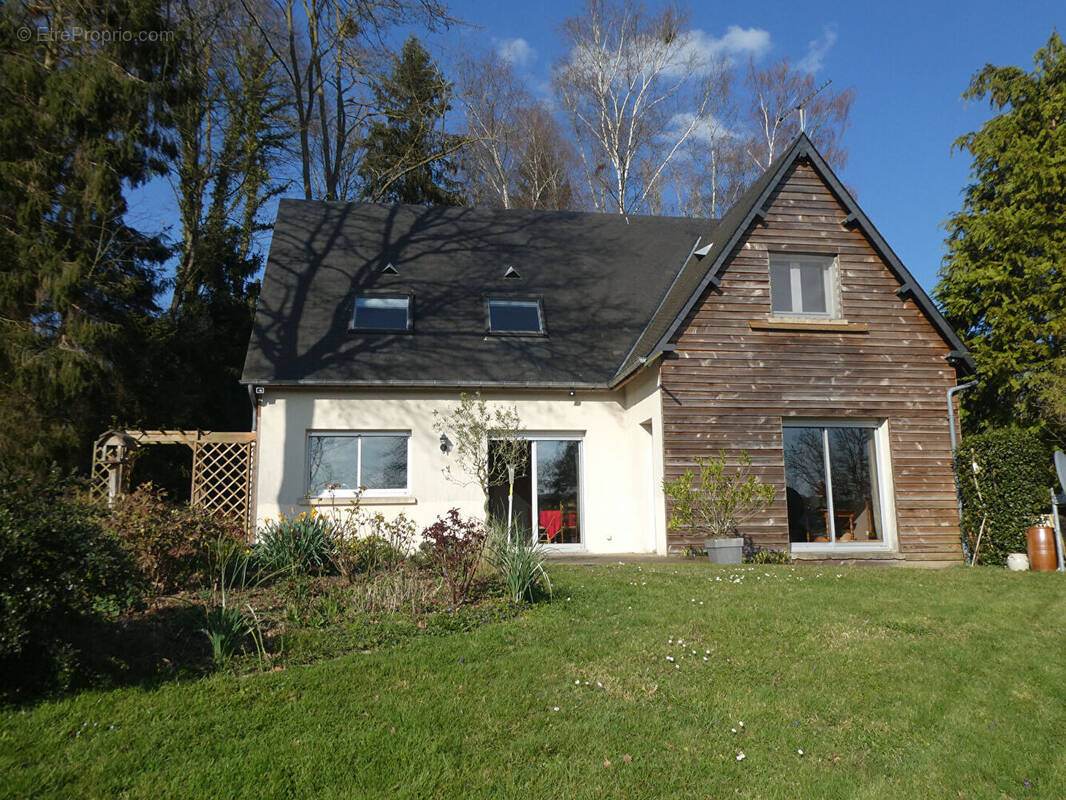 Maison à PONT-L'EVEQUE