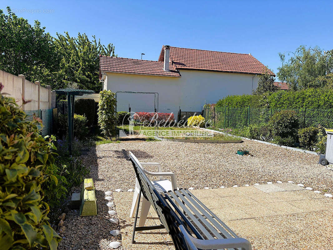 Maison à SAINT-LEU-LA-FORET