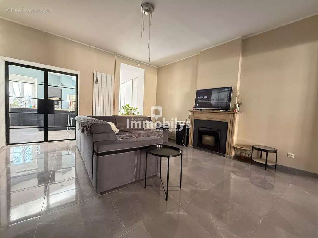 Maison à AUBERCHICOURT