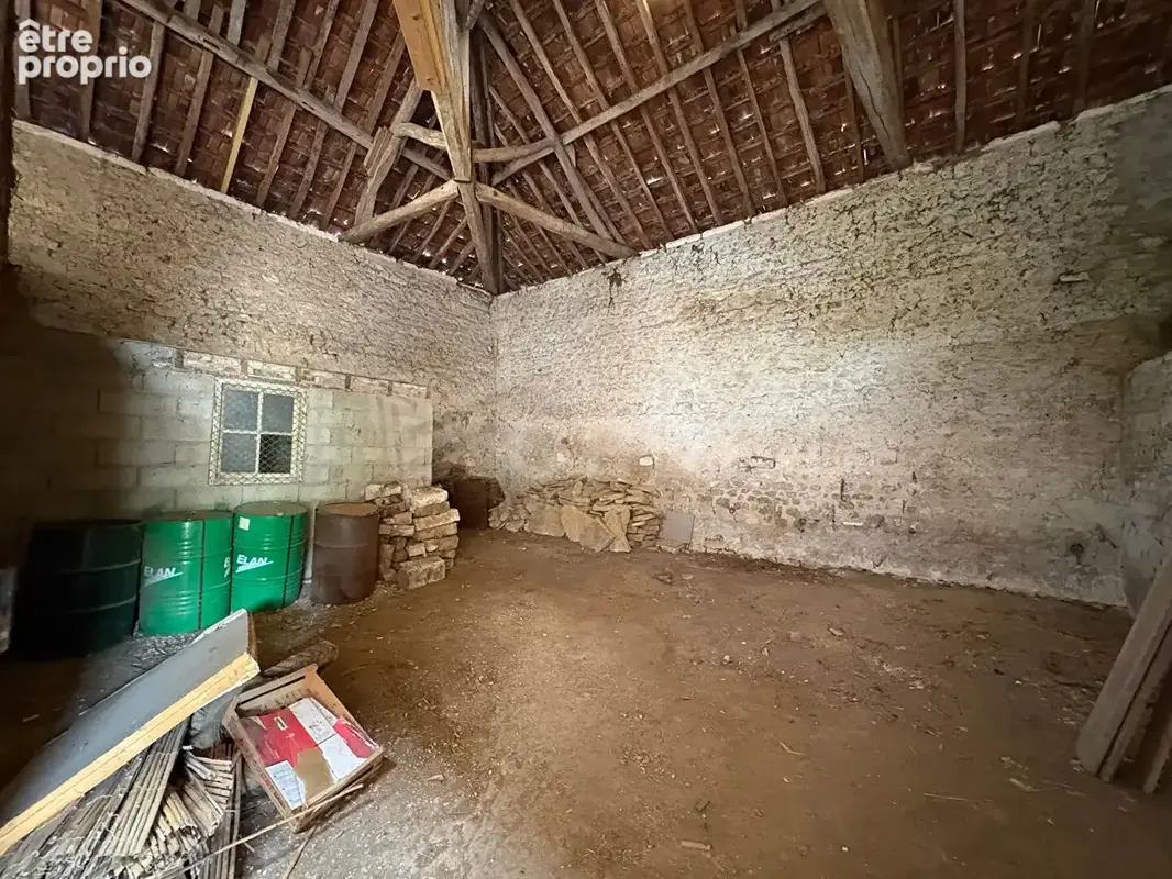Ancienne ferme à Serrigny - photo 13