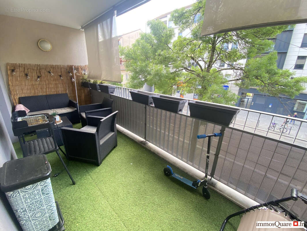 Appartement à BRON
