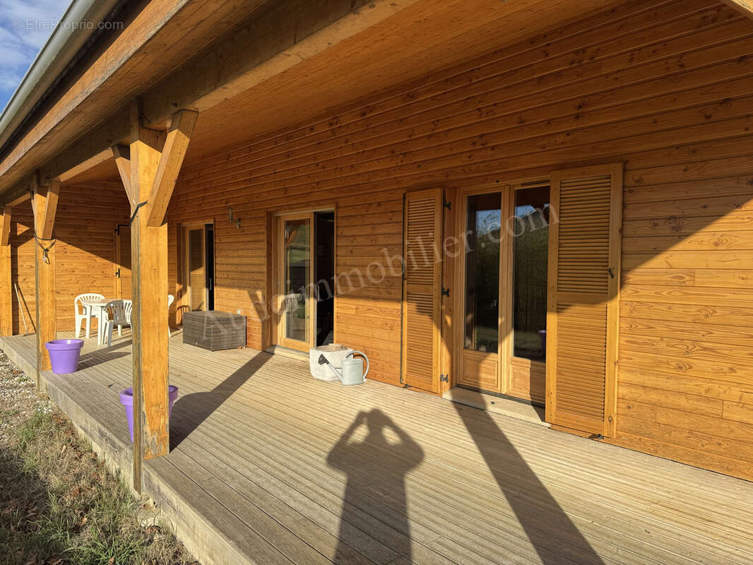 Maison à SAINT-HILAIRE