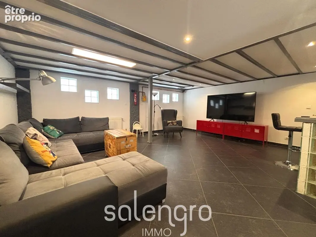 Appartement 5 pièces 150 m² à vendre à Villeurbanne (69100) - photo 2