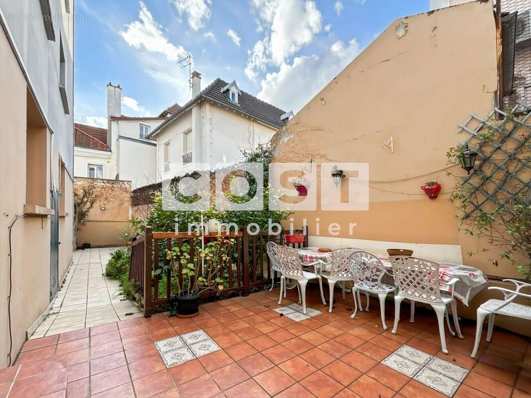 Appartement à BOIS-COLOMBES