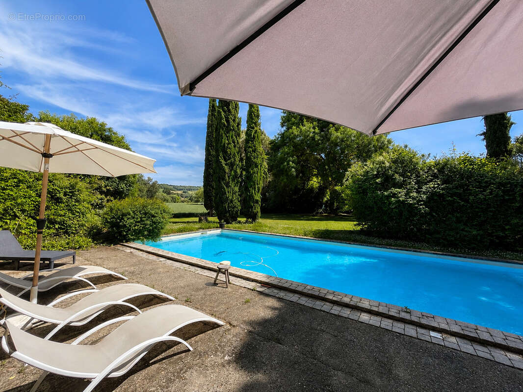 Maison de maître avec dépendances et piscine entre Auch et Vic-fezensac - photo 2