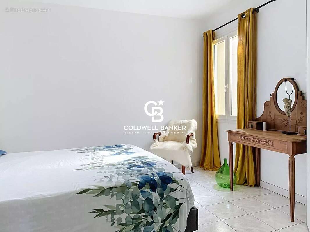 Maison de plain-pied avec garage et jardin et Saintes - photo 4