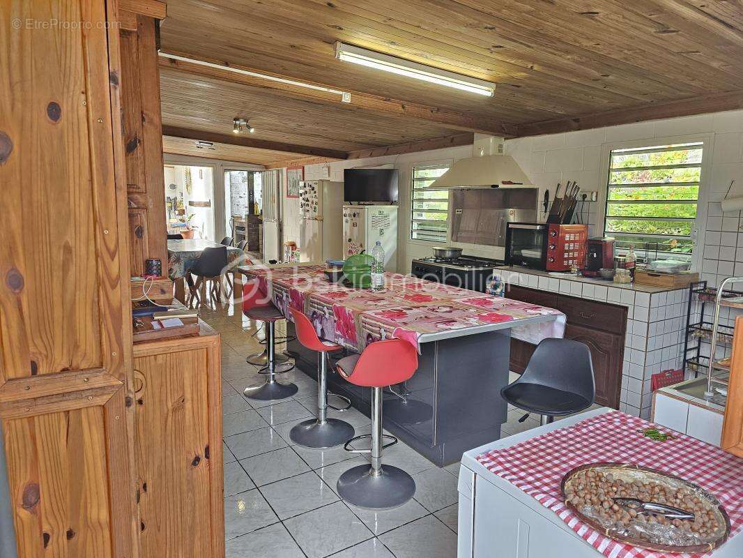 Maison à SAINTE-SUZANNE