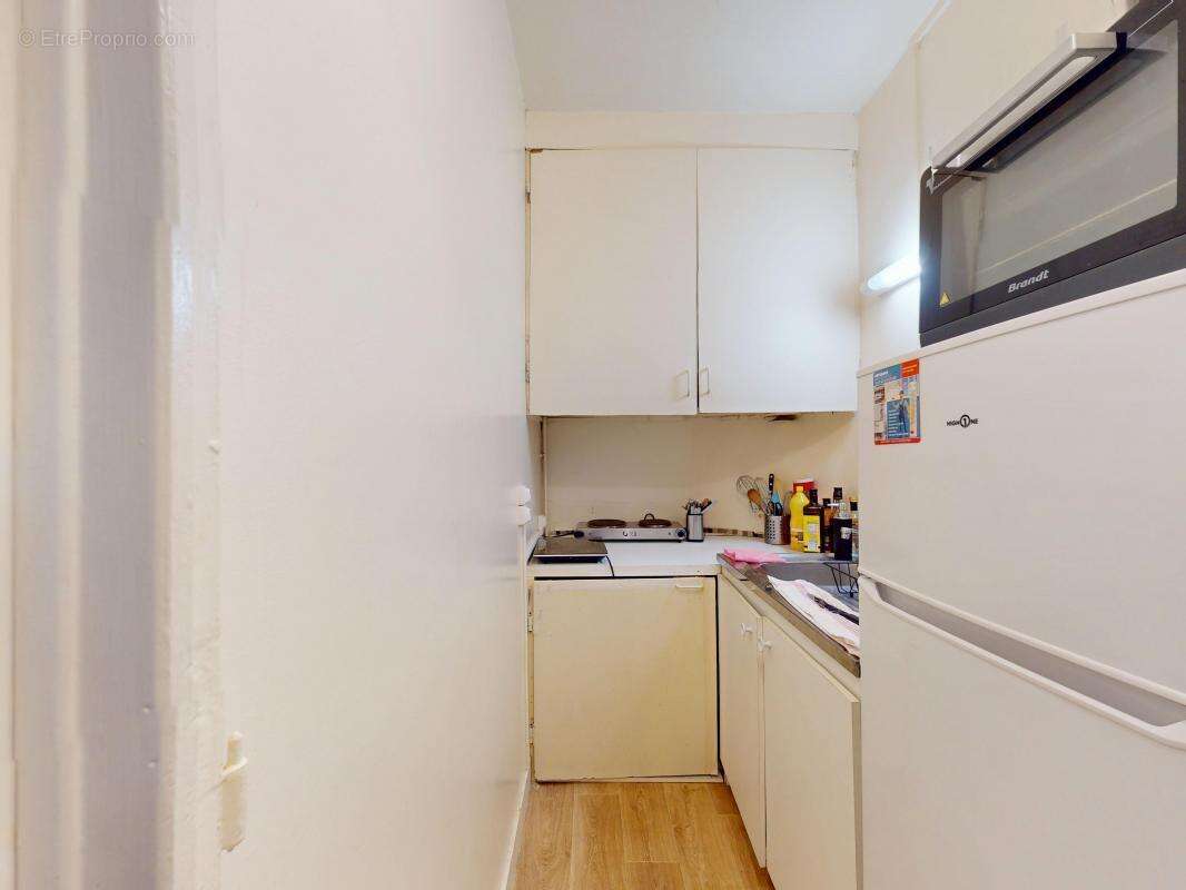 Appartement à PARIS-14E