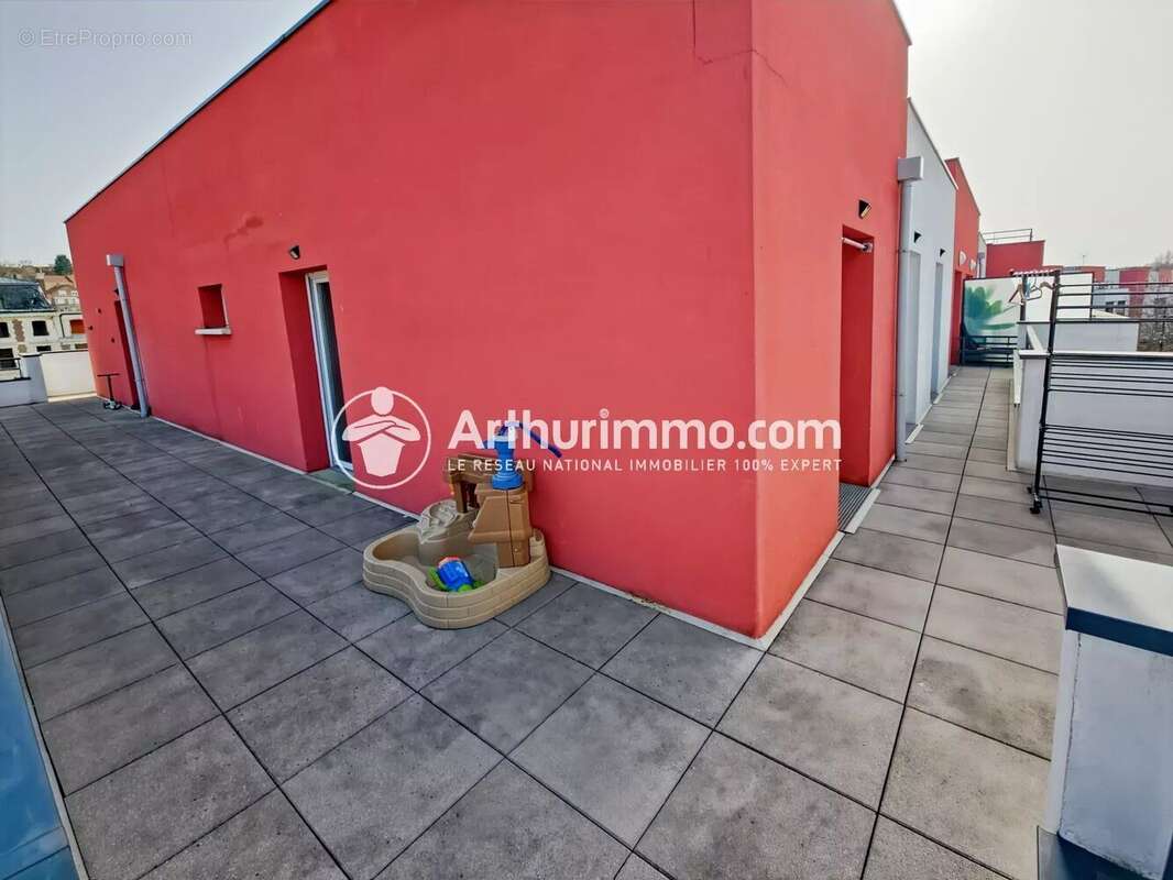 Appartement à CORBEIL-ESSONNES