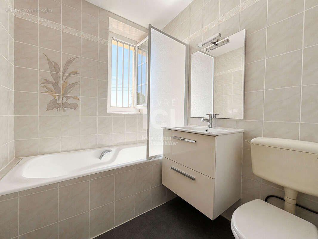 Maison - 4 pièces - 115 m² & Dépendances 200 m² - photo 9