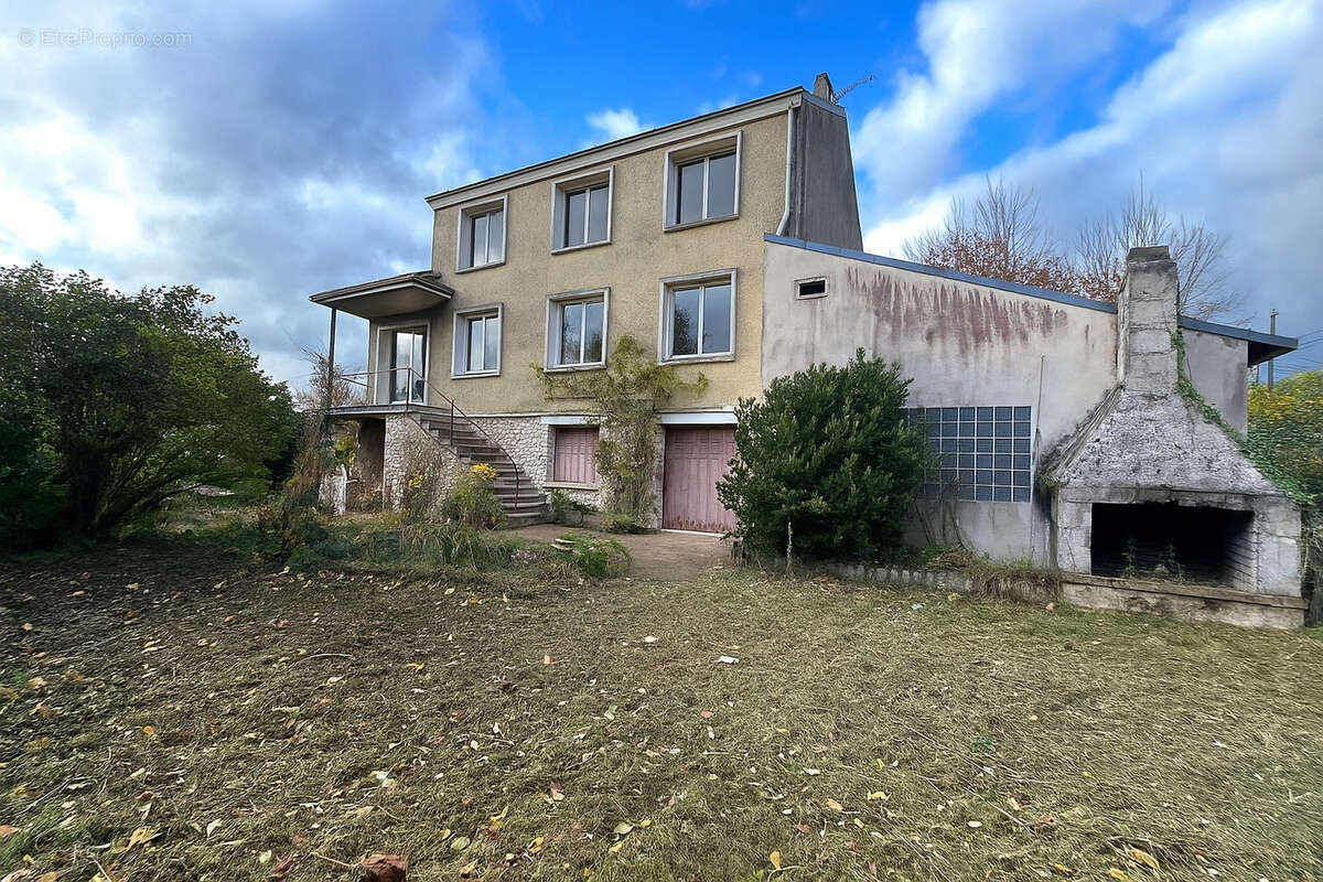 Maison à MONTIGNY-SUR-LOING