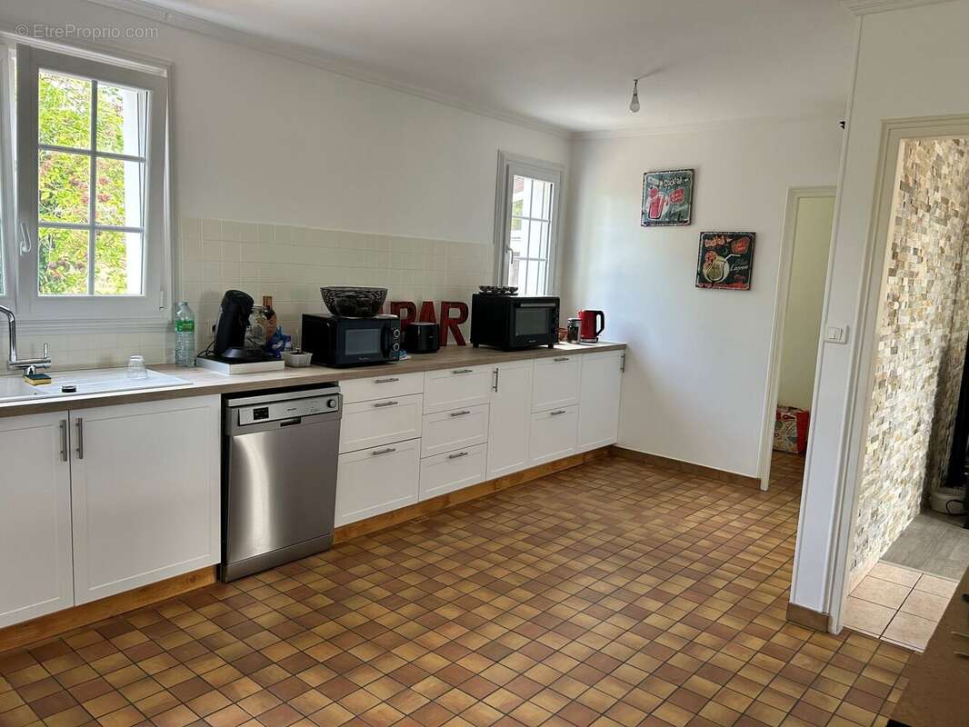 Maison 100 m² à Beauvoir-Sur-Mer  - photo 6