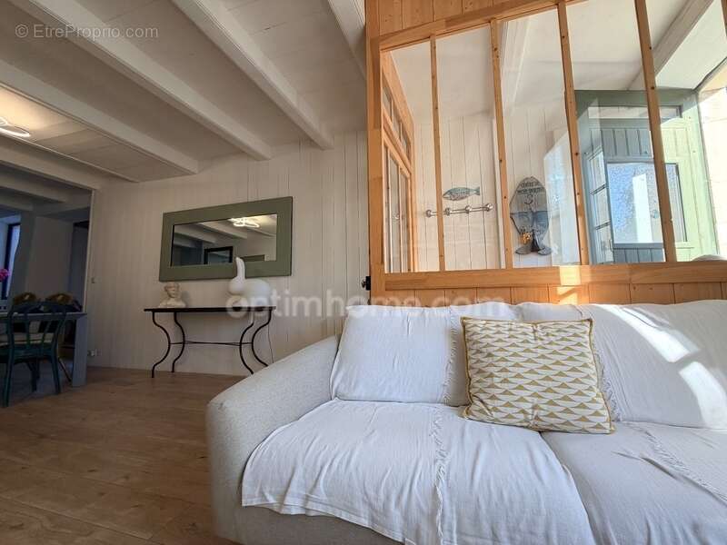 Maison à LE BOIS-PLAGE-EN-RE