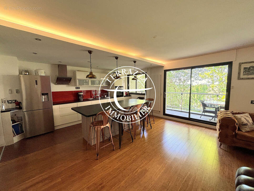 Appartement à BOUGIVAL