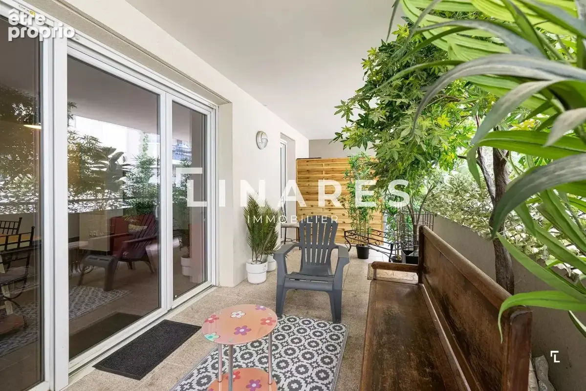 Appartement à MARSEILLE-8E