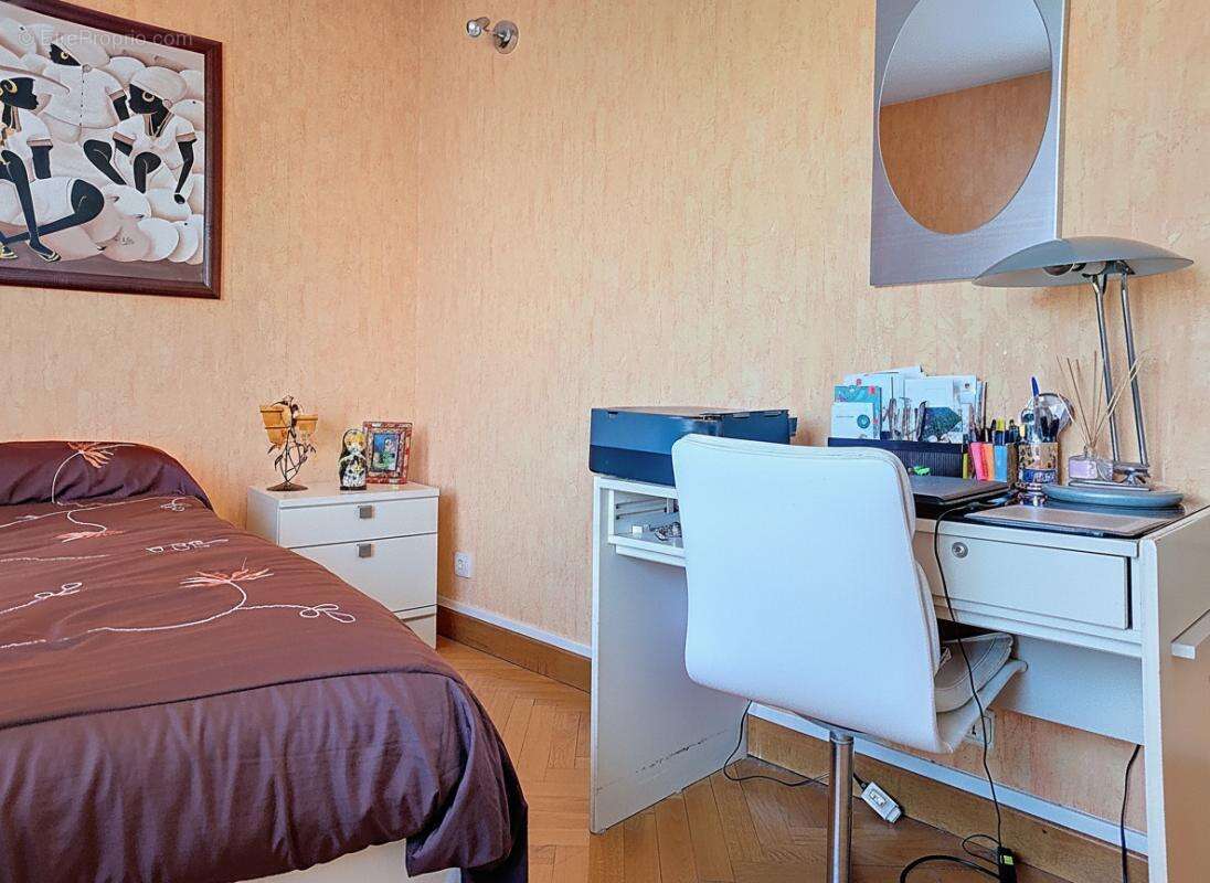 Appartement à BRON