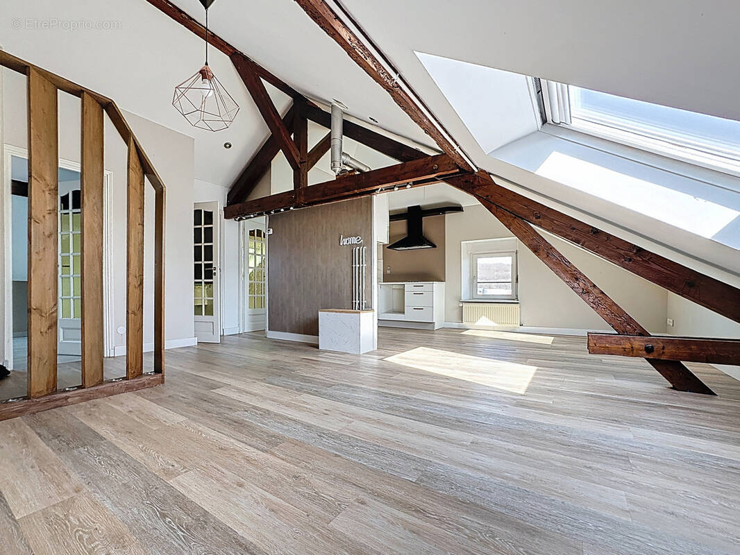 Appartement à VALDOIE