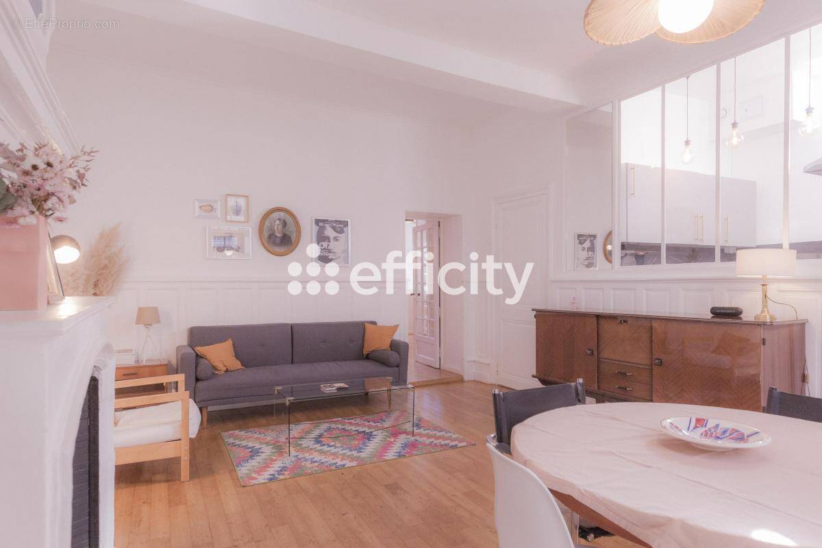 Appartement à LA ROCHELLE