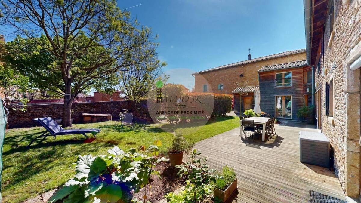Maison à MORANCE