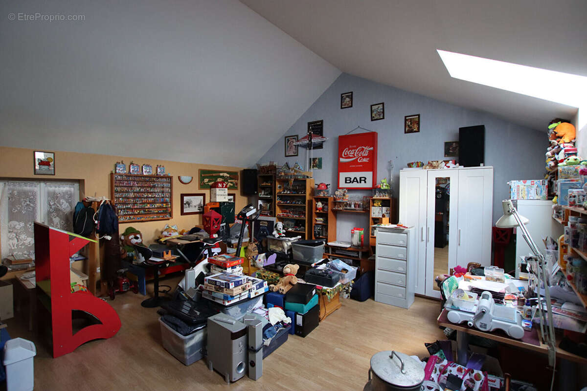 Maison à SAINT-JEAN-DE-LA-RUELLE