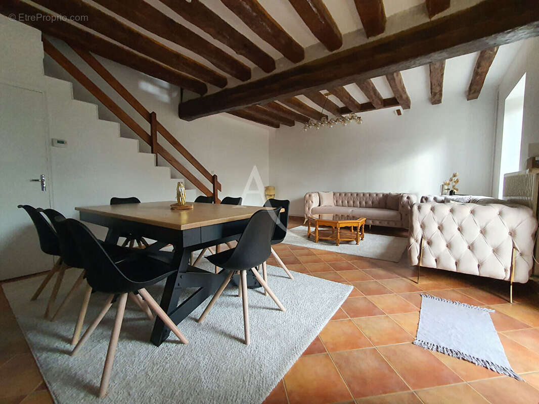 Maison à NOYERS-SUR-CHER